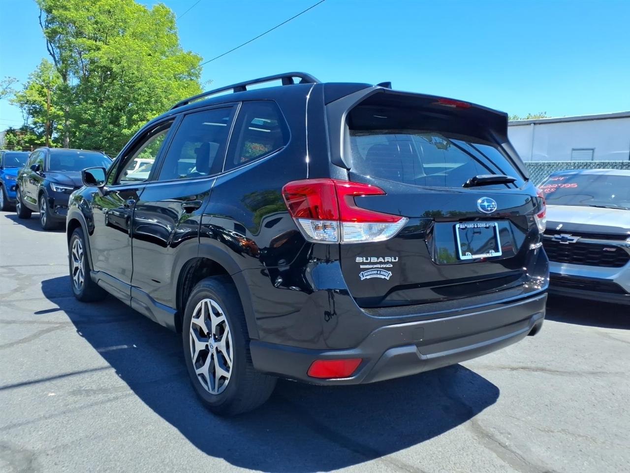 Subaru Forester Premium CVT 2023