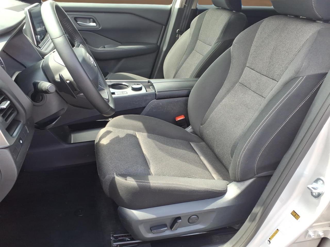 Nissan Rogue AWD SV 2025