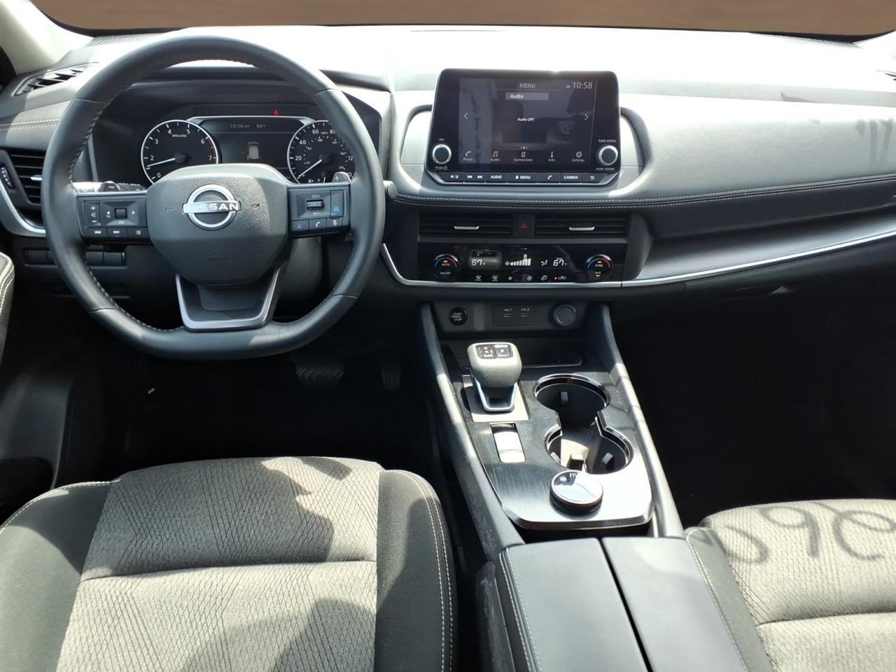 Nissan Rogue AWD SV 2025