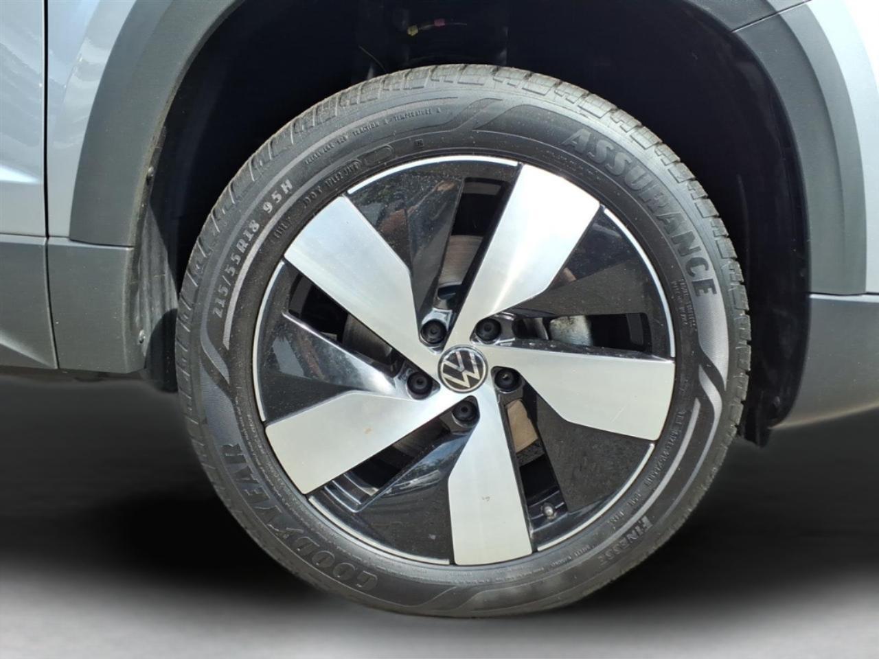 Volkswagen Taos S 4MOTION 2025