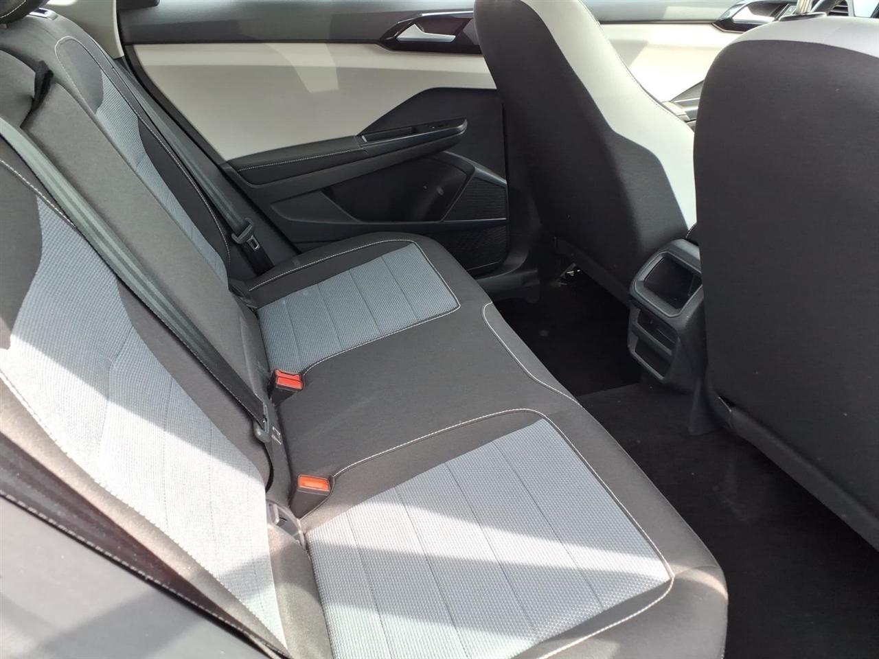 Volkswagen Taos S 4MOTION 2025
