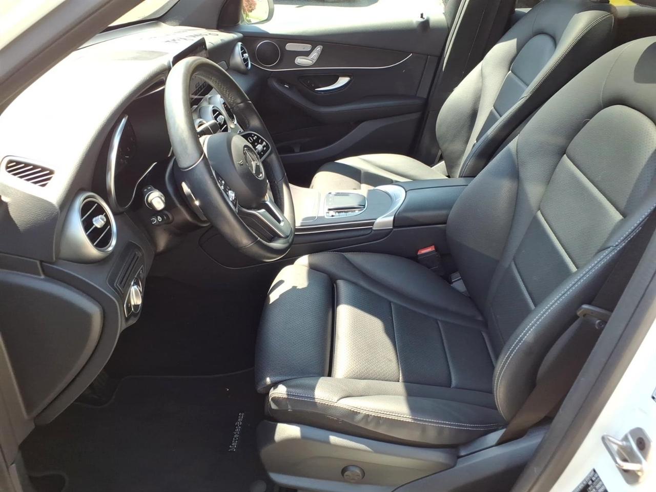 Mercedes-Benz GLC GLC 300 4MATIC SUV 2022