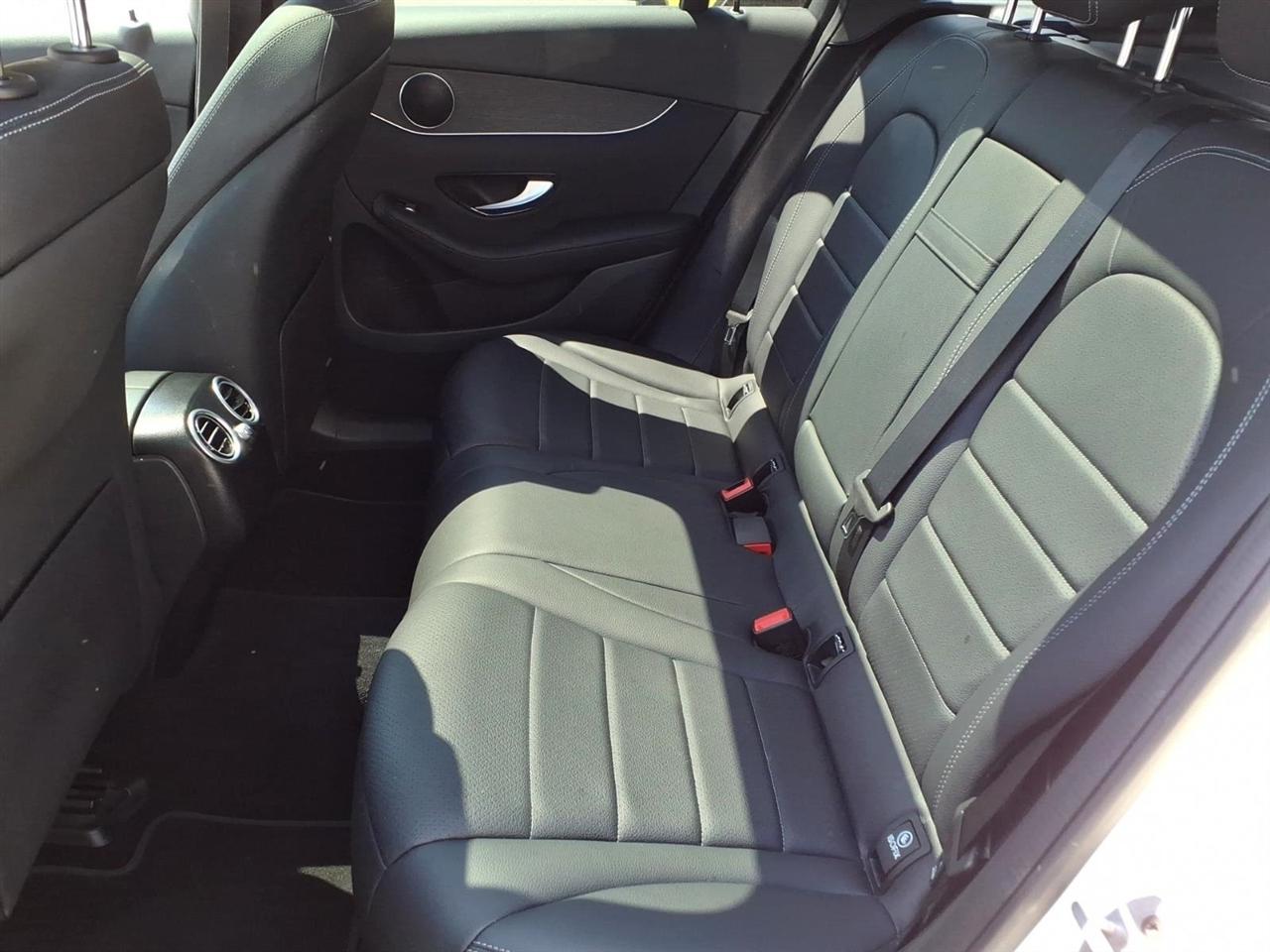 Mercedes-Benz GLC GLC 300 4MATIC SUV 2022