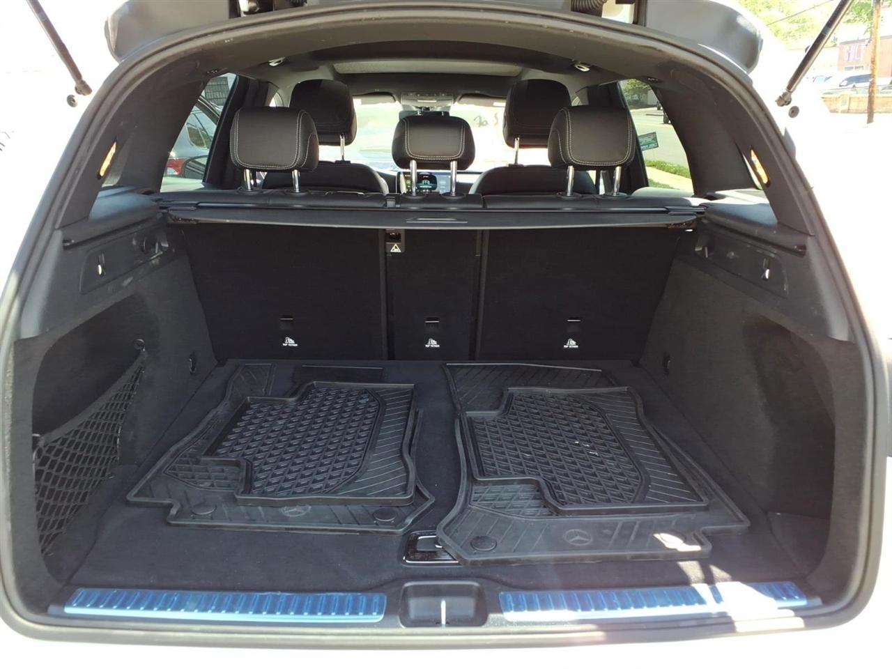 Mercedes-Benz GLC GLC 300 4MATIC SUV 2022