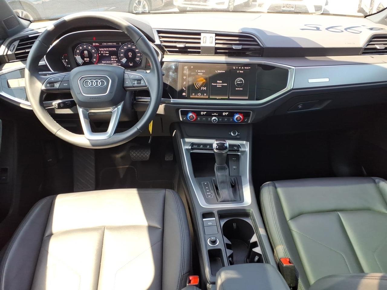 Audi Q3 S line Premium 45 TFSI quattro 2025