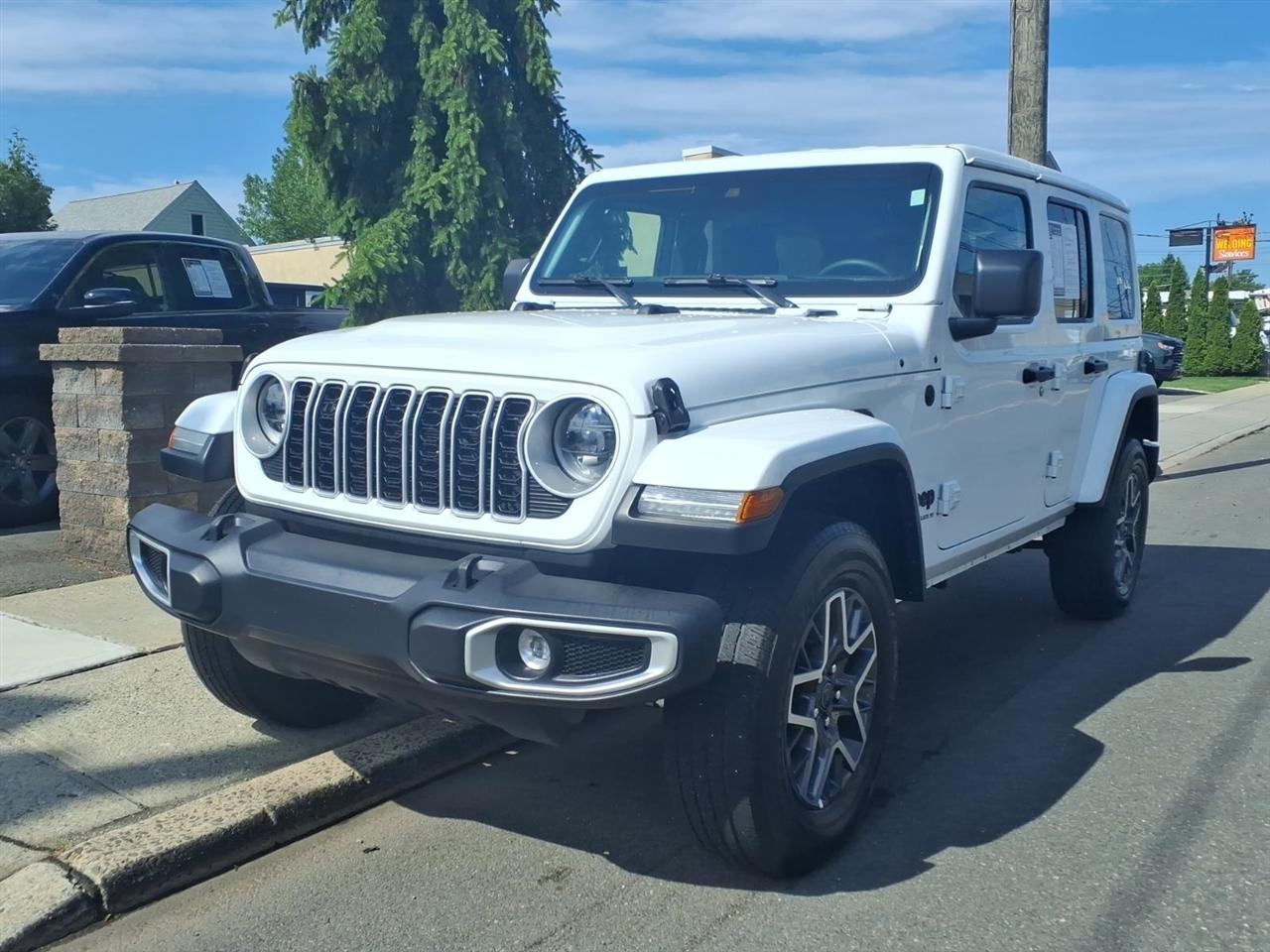 Jeep Wrangler Sahara 4 Door 4x4 2025