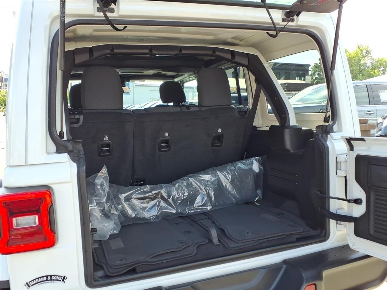 Jeep Wrangler Sahara 4 Door 4x4 2025