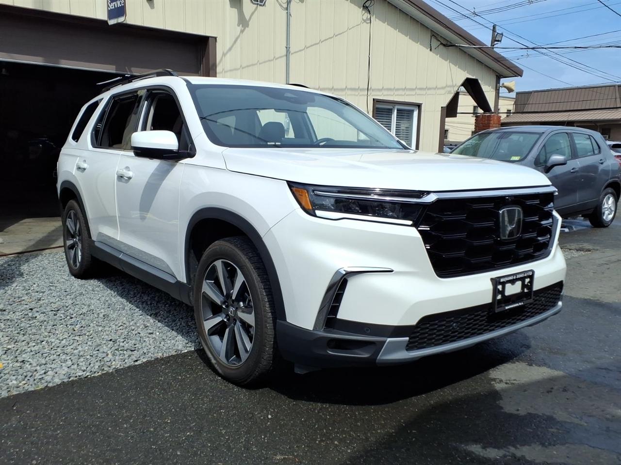 Honda Pilot Elite AWD 2023