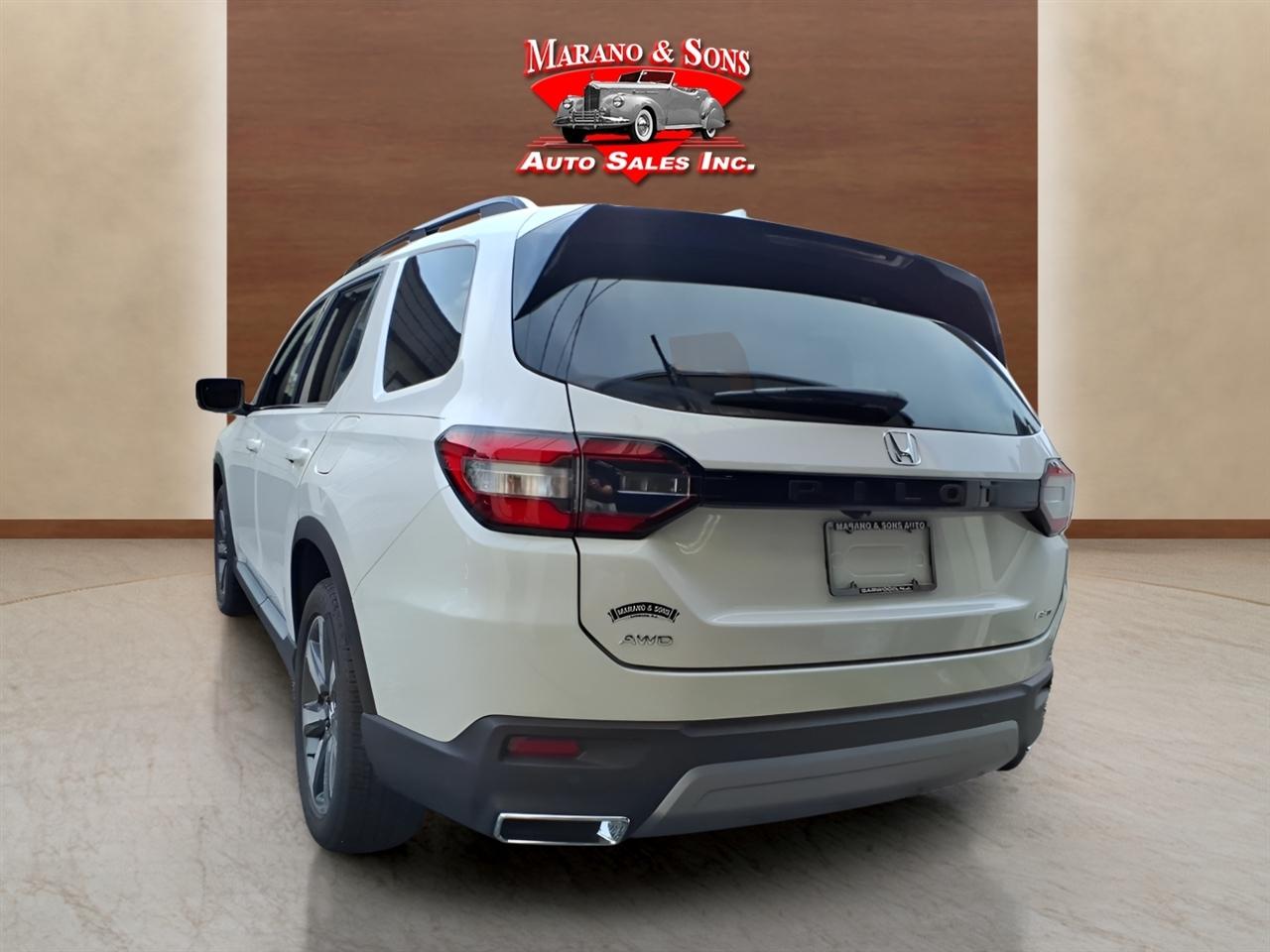 Honda Pilot Elite AWD 2023