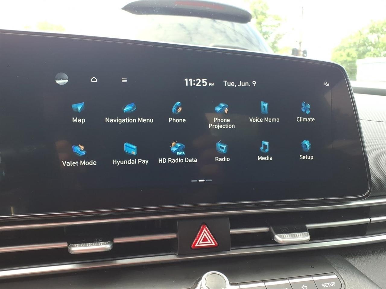 Hyundai Elantra Limited IVT 2023