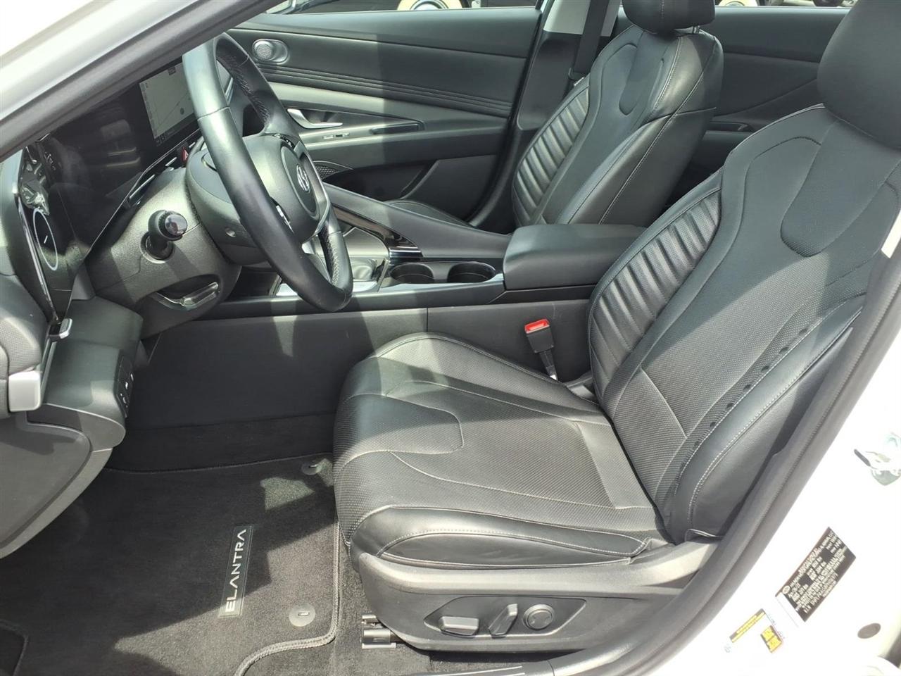 Hyundai Elantra Limited IVT 2023
