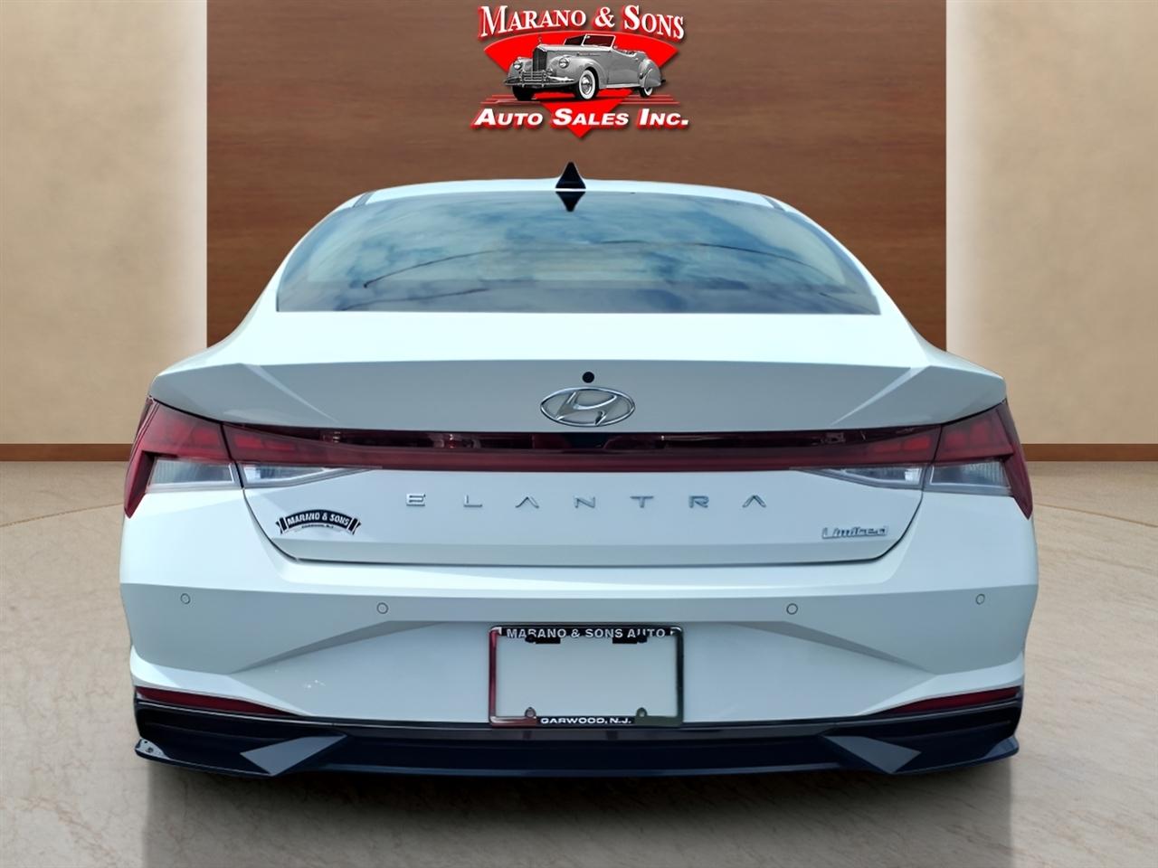 Hyundai Elantra Limited IVT 2023