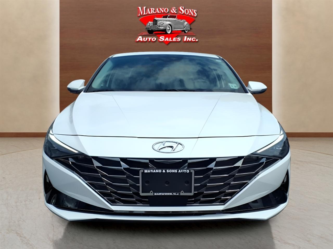 Hyundai Elantra Limited IVT 2023