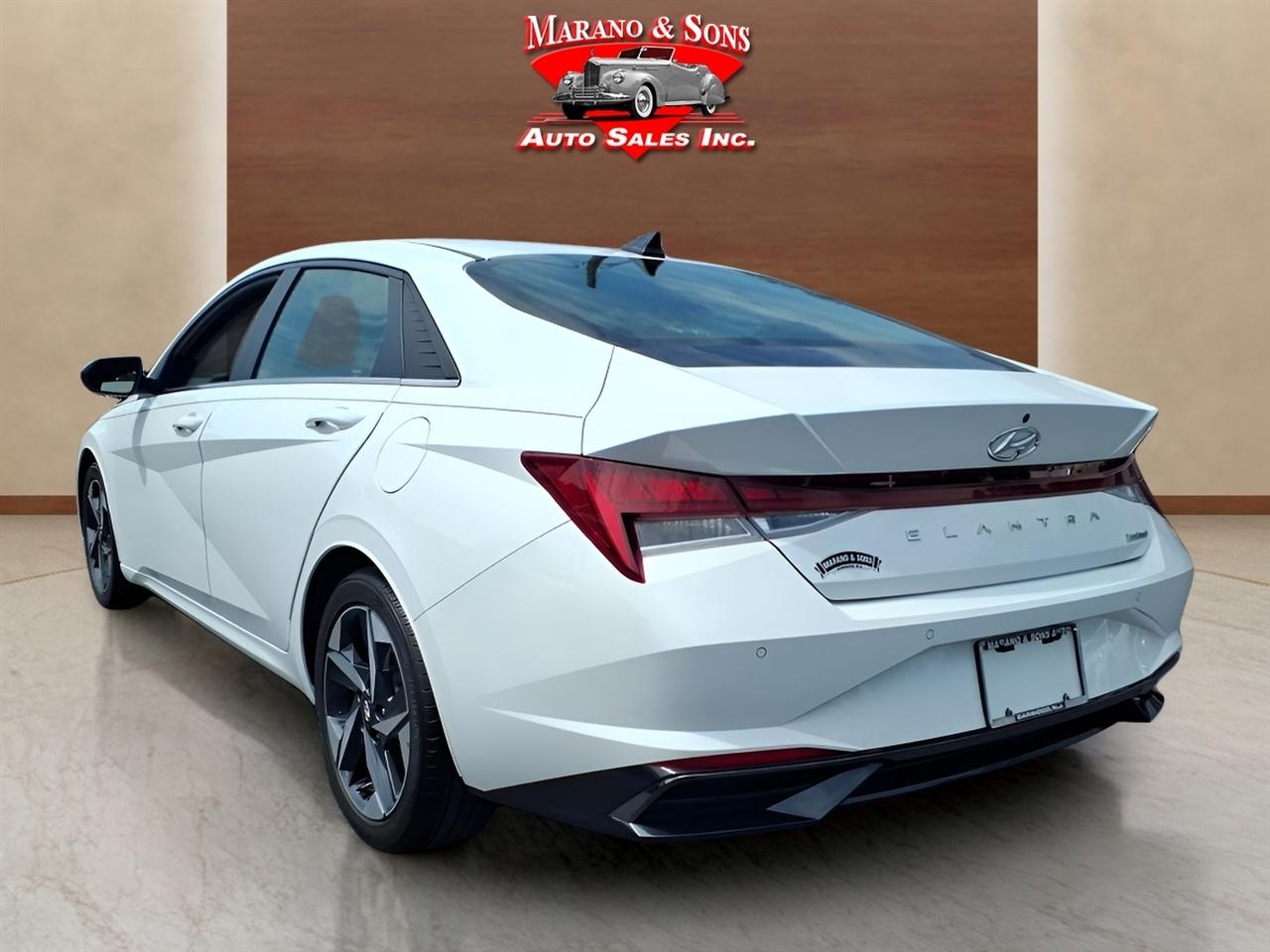 Hyundai Elantra Limited IVT 2023