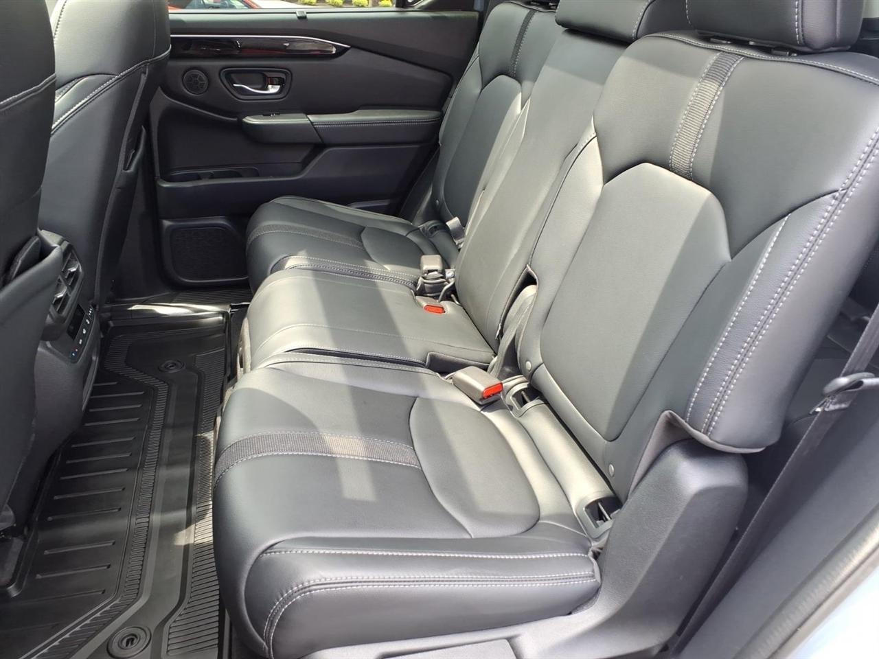 Honda Pilot Touring AWD 2023