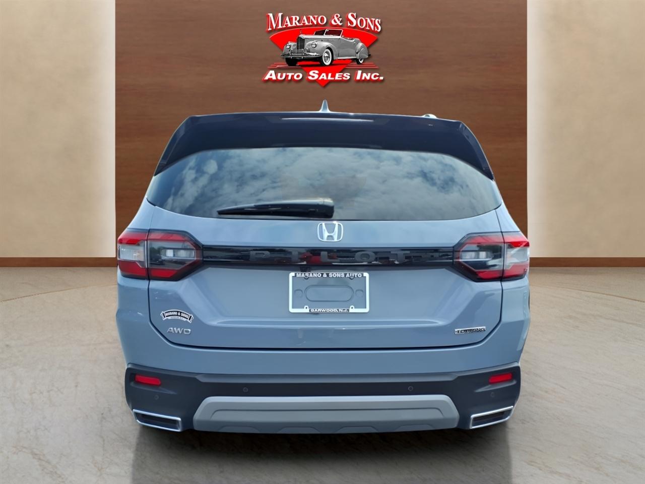Honda Pilot Touring AWD 2023