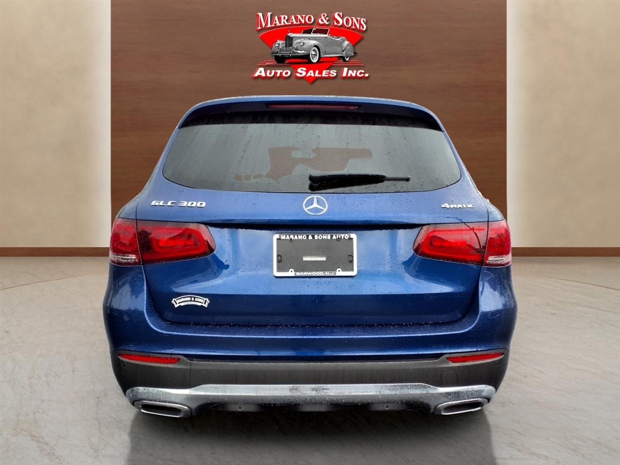 Mercedes-Benz GLC GLC 300 4MATIC SUV 2021