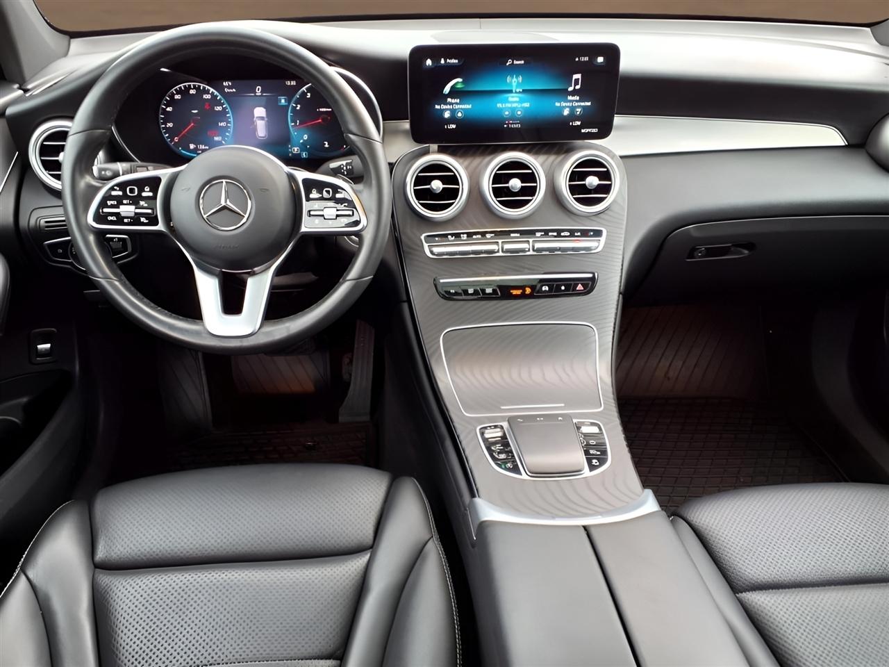 Mercedes-Benz GLC GLC 300 4MATIC SUV 2021