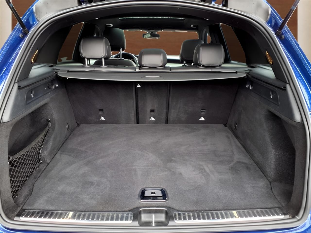 Mercedes-Benz GLC GLC 300 4MATIC SUV 2021
