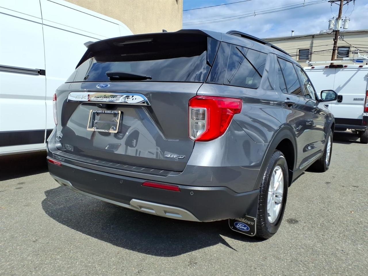 Ford Explorer XLT 4WD 2023