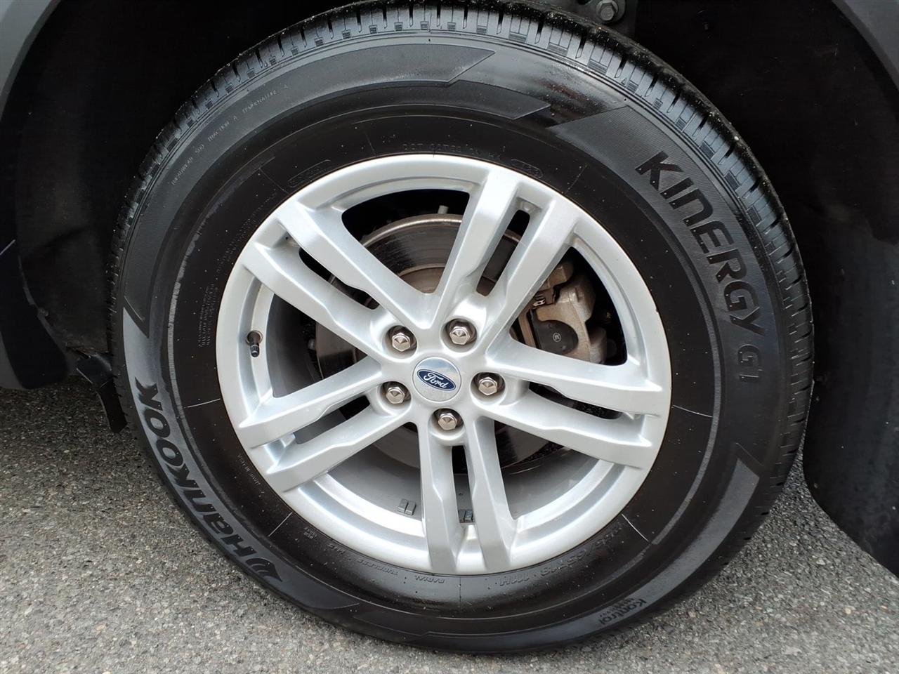 Ford Explorer XLT 4WD 2023