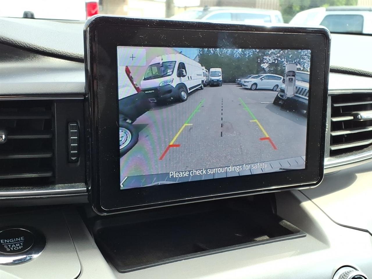 Ford Explorer XLT 4WD 2023