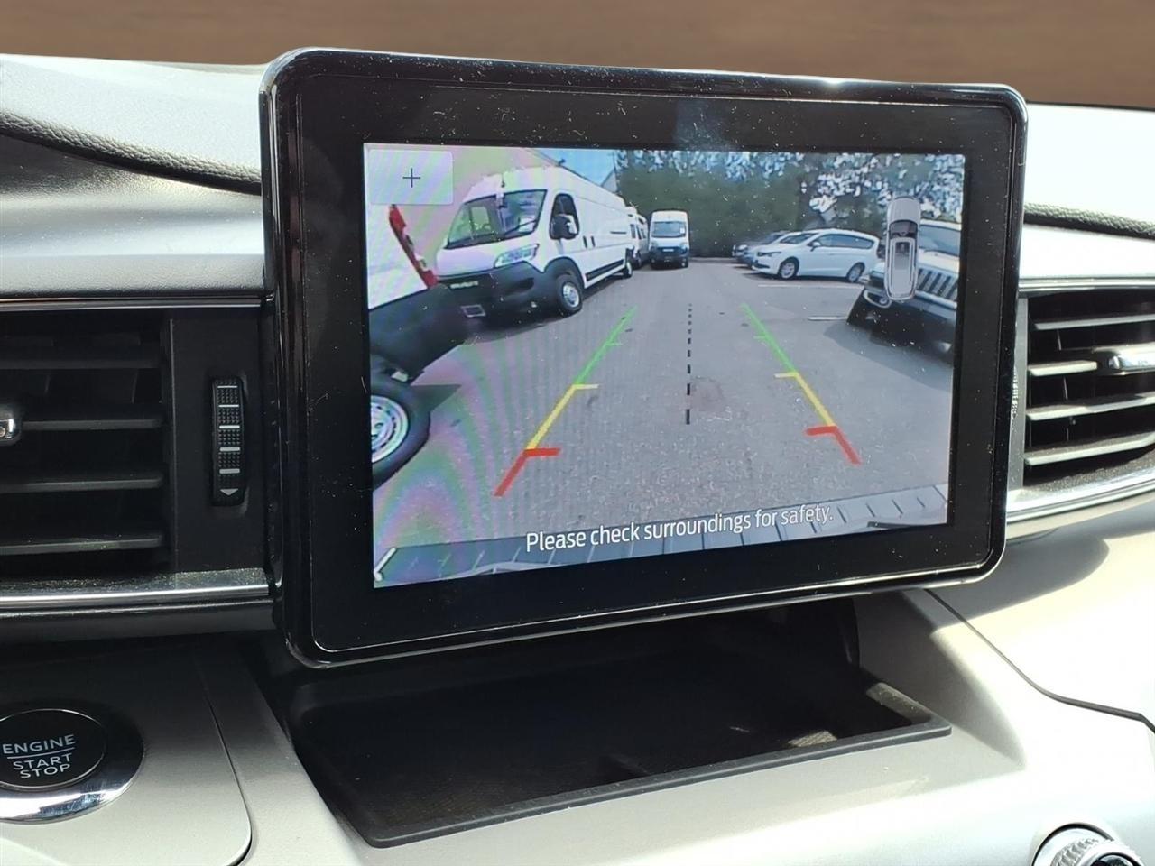 Ford Explorer XLT 4WD 2023