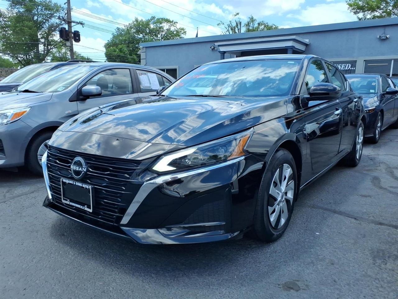 Nissan Altima 2.5 S Sedan 2023