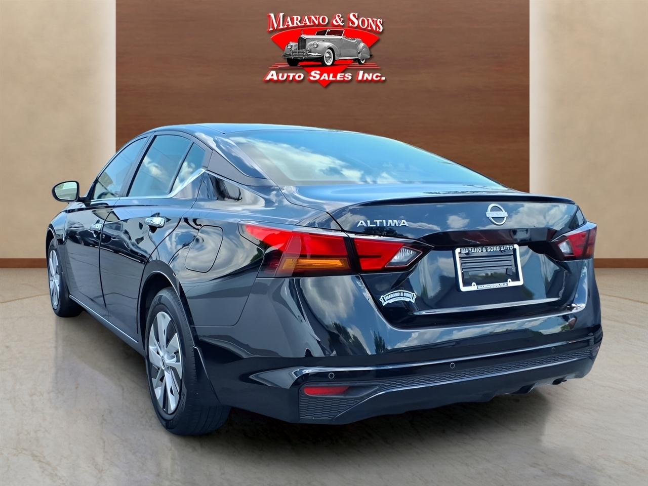 Nissan Altima 2.5 S Sedan 2023