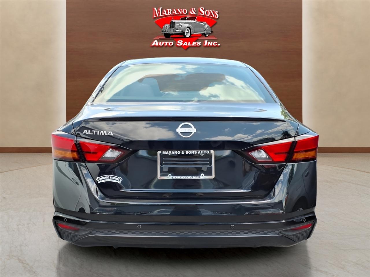 Nissan Altima 2.5 S Sedan 2023