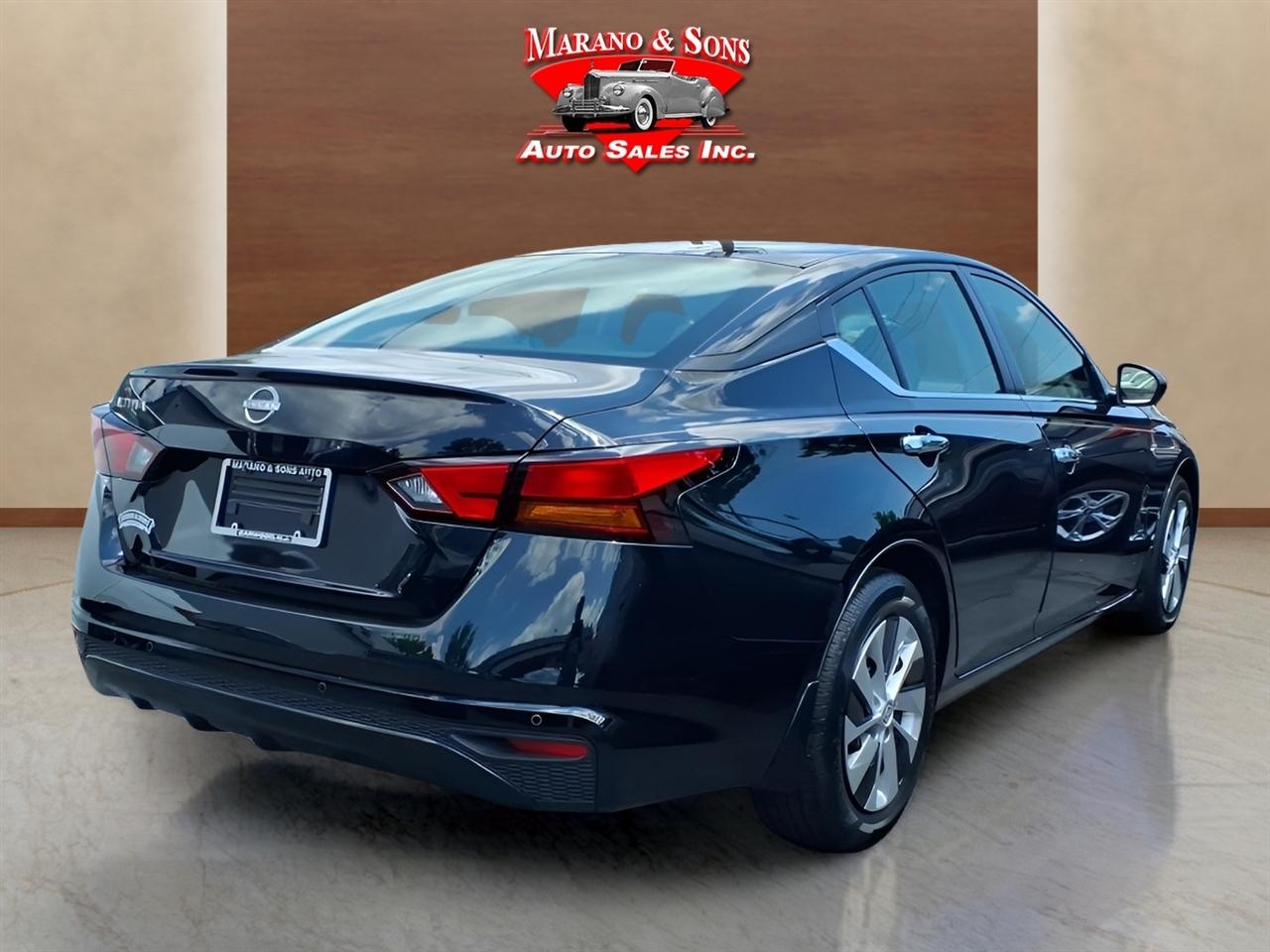 Nissan Altima 2.5 S Sedan 2023