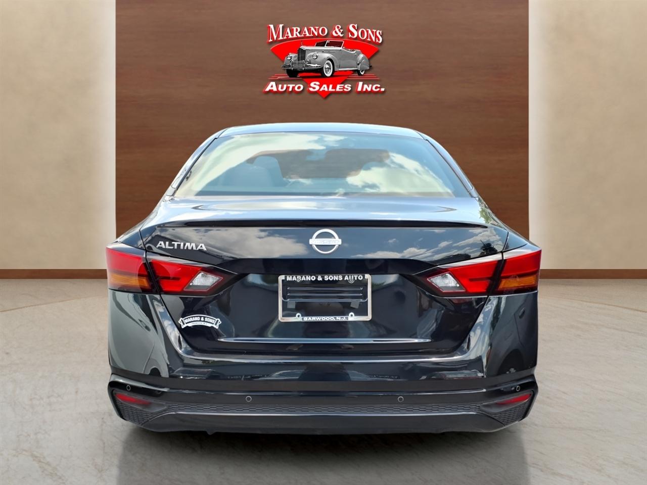 Nissan Altima 2.5 S Sedan 2023