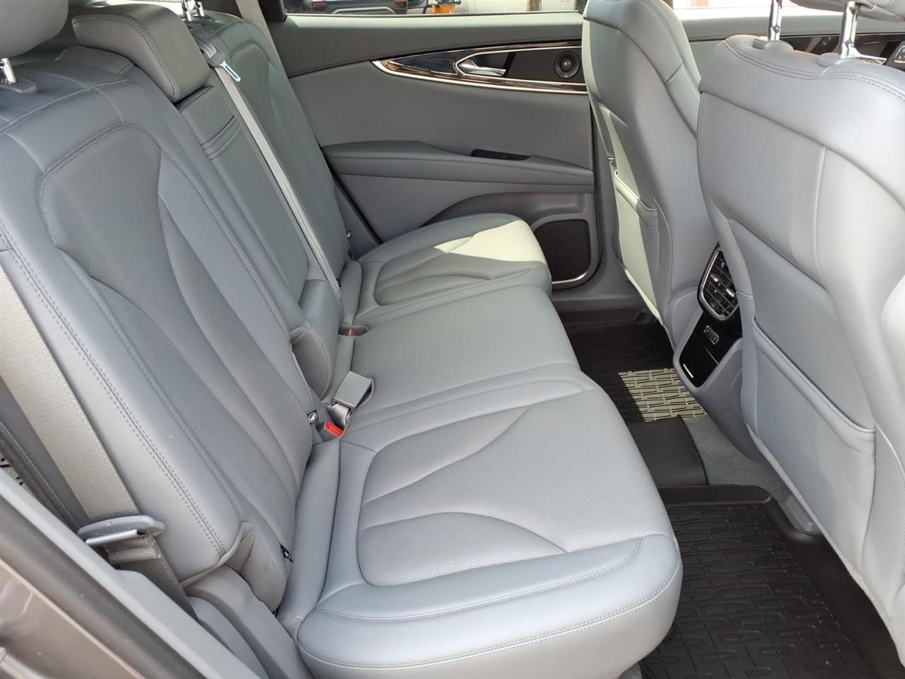 Lincoln Nautilus Reserve AWD 2022