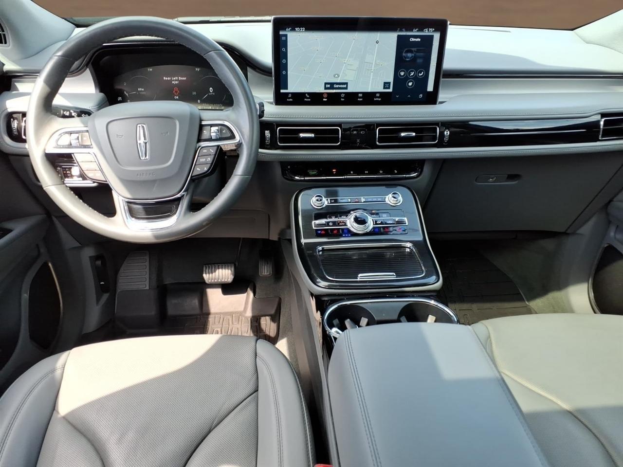 Lincoln Nautilus Reserve AWD 2022