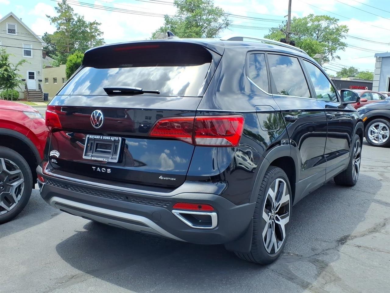Volkswagen Taos SEL 4MOTION *Ltd Avail* 2023