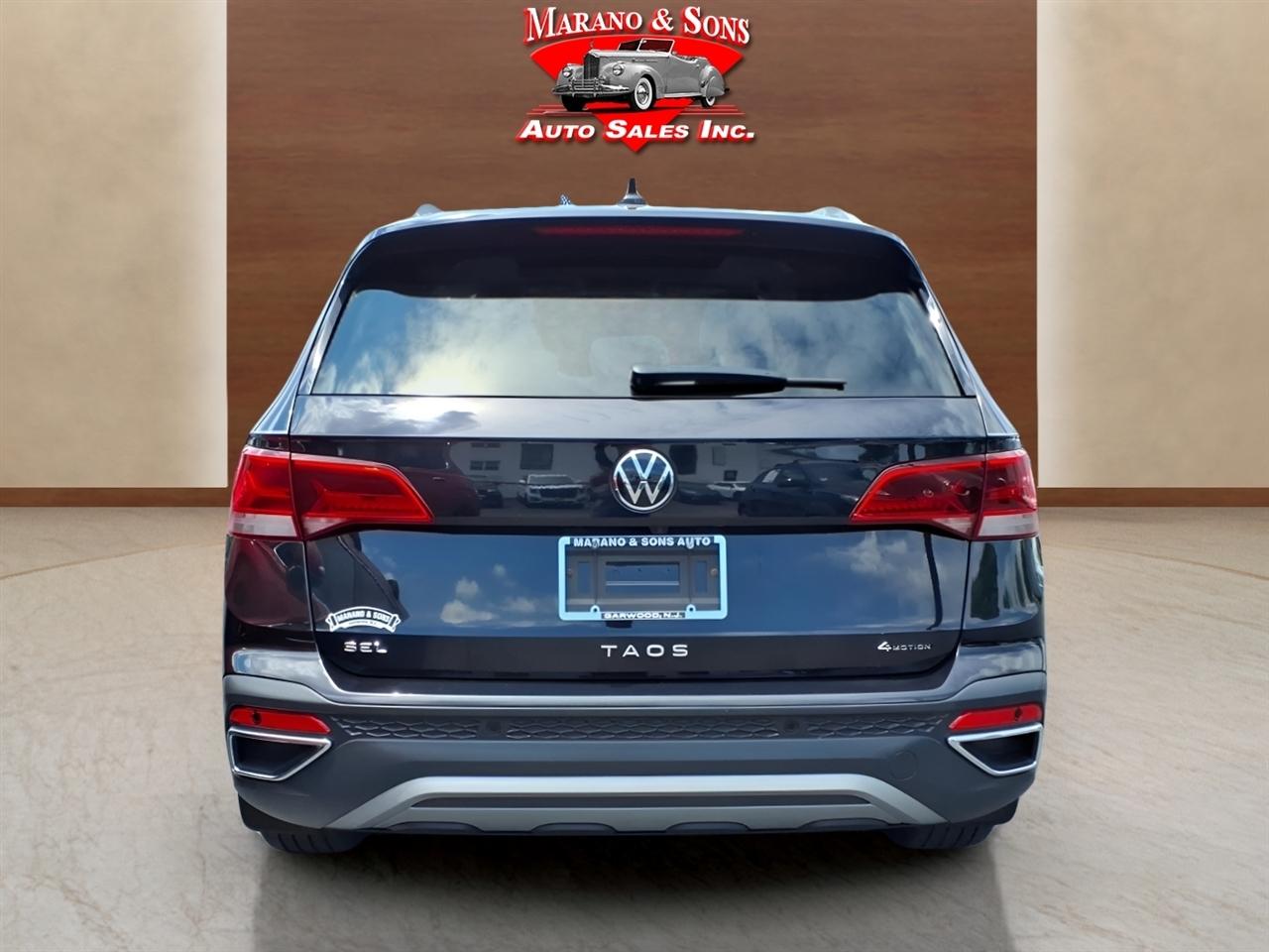 Volkswagen Taos SEL 4MOTION *Ltd Avail* 2023
