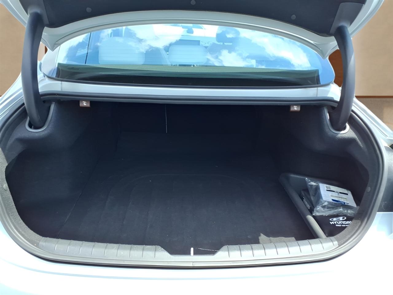 Hyundai Sonata SEL 2.5L FWD 2024