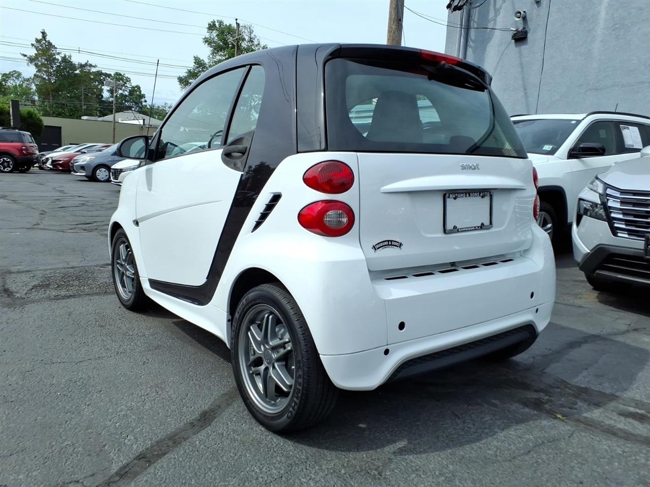 Smart Fortwo 2dr Cpe Passion 2015