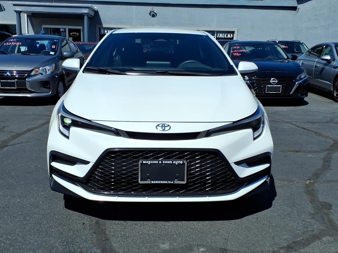 Toyota Corolla SE CVT (Natl) 2026