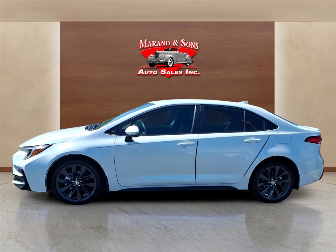 Toyota Corolla SE CVT (Natl) 2026