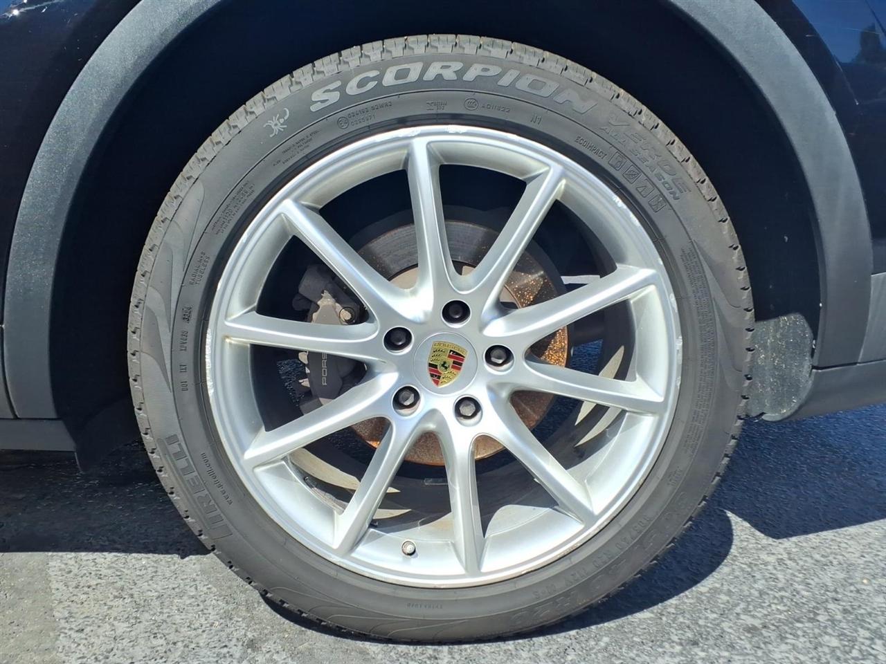 Porsche Cayenne AWD 2019