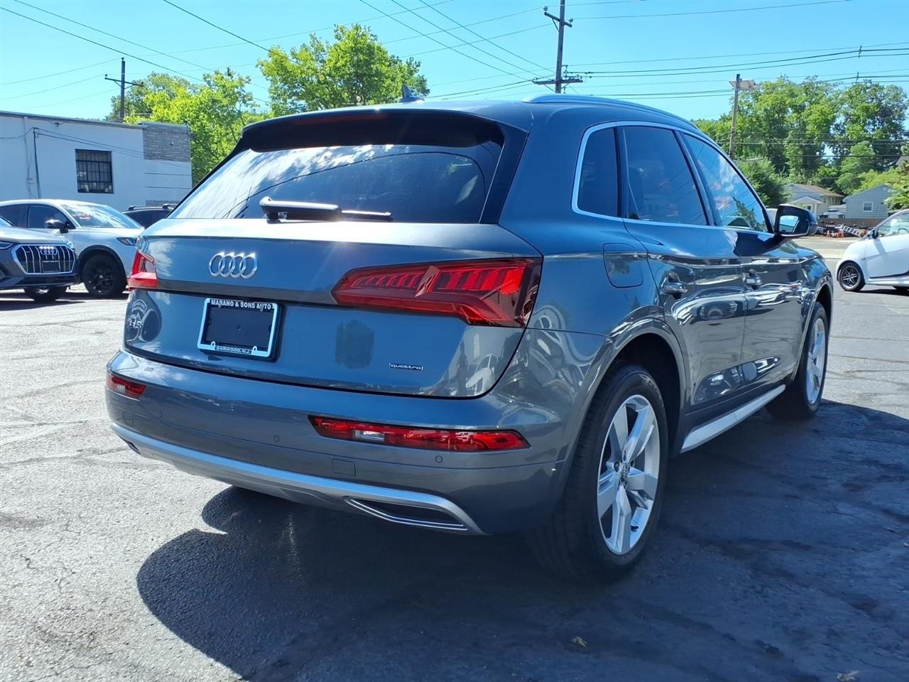 Audi Q5 Premium Plus 45 TFSI quattro 2019