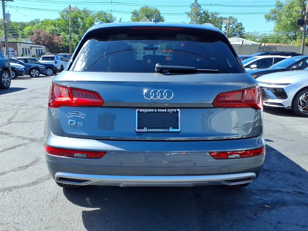 Audi Q5 Premium Plus 45 TFSI quattro 2019