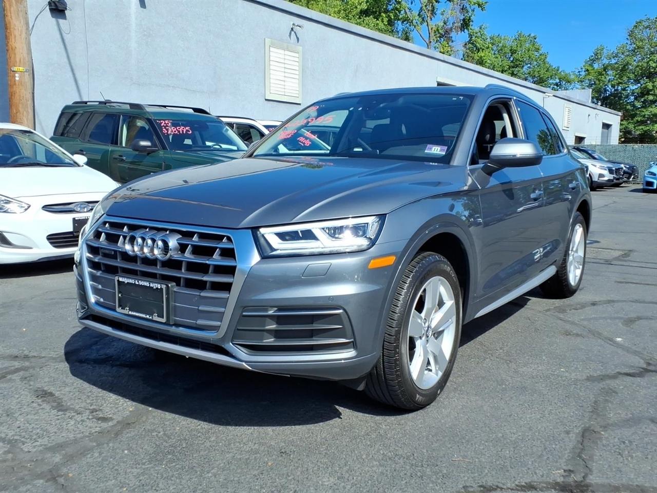 2019 Audi Q5 Premium Plus 45 TFSI quattro