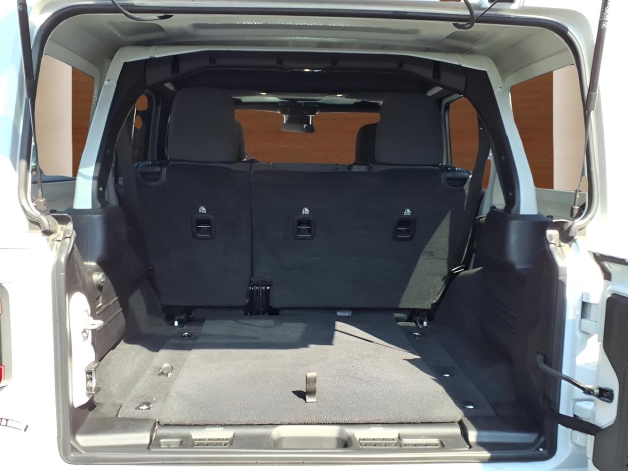 Jeep Wrangler Sahara 4 Door 4x4 2025