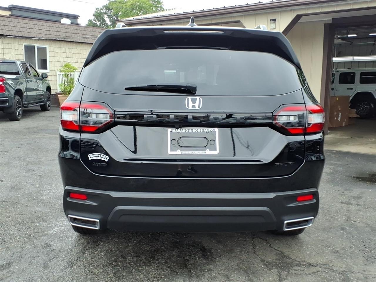 Honda Pilot Sport AWD 2025