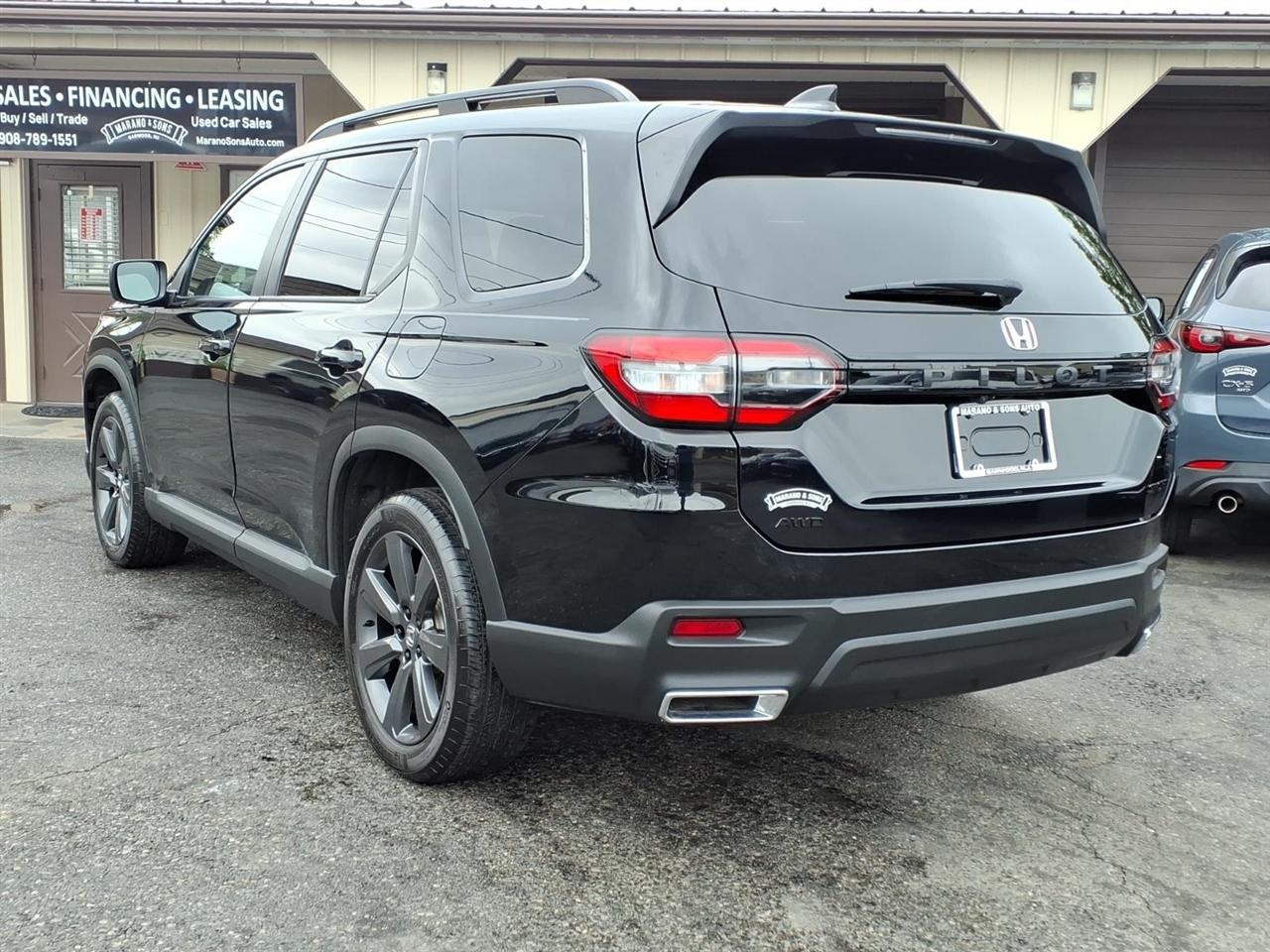 Honda Pilot Sport AWD 2025