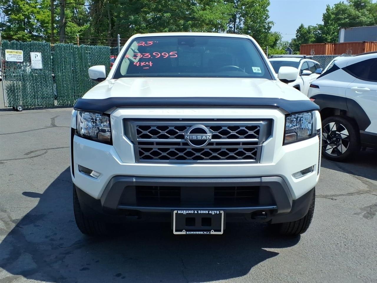 Nissan Frontier King Cab 4x4 SV Auto 2023