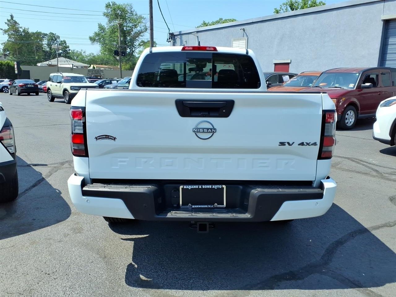 Nissan Frontier King Cab 4x4 SV Auto 2023