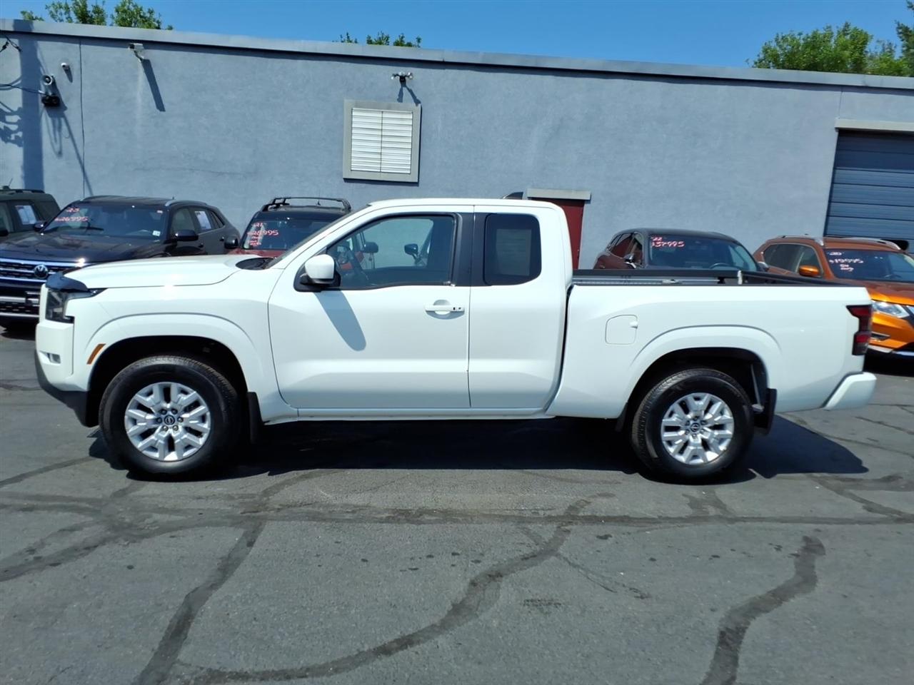 Nissan Frontier King Cab 4x4 SV Auto 2023